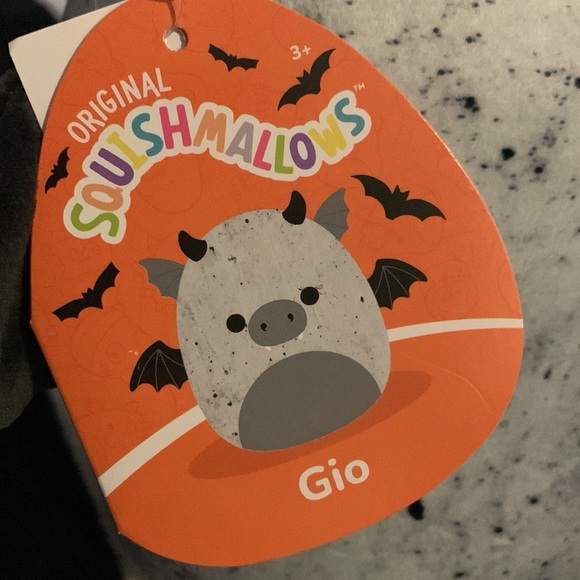 Gio SQUISHMALLOW 8” - Picture 4 of 7